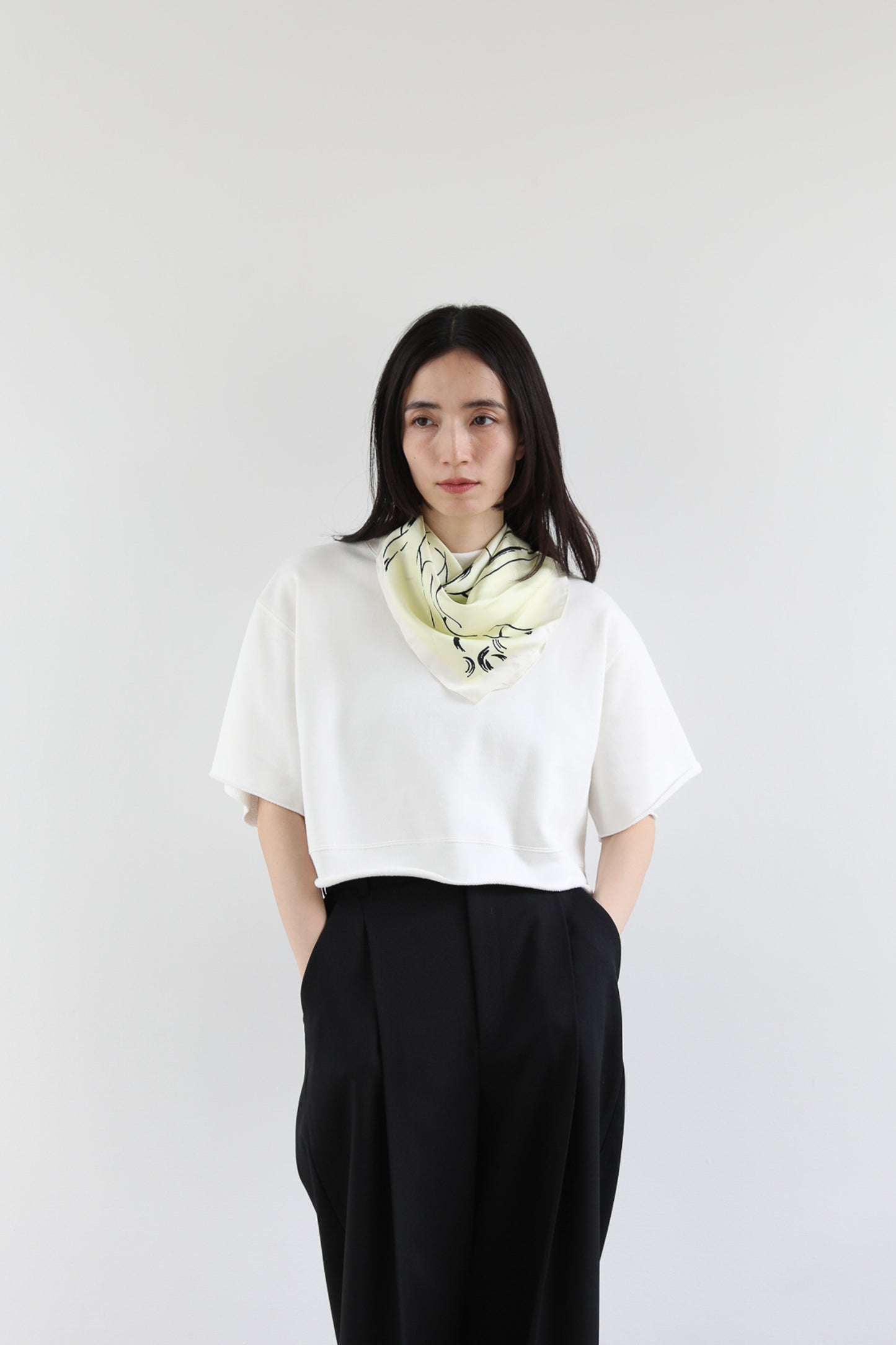 Cropped block sweater (3color)