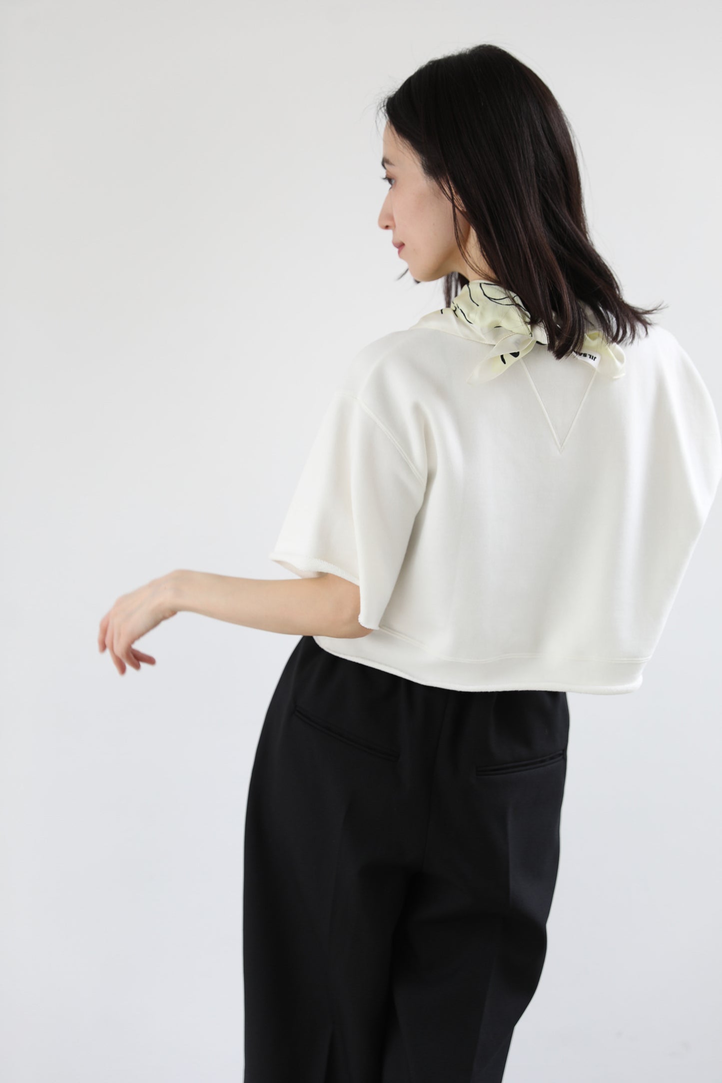 Cropped block sweater (3color)