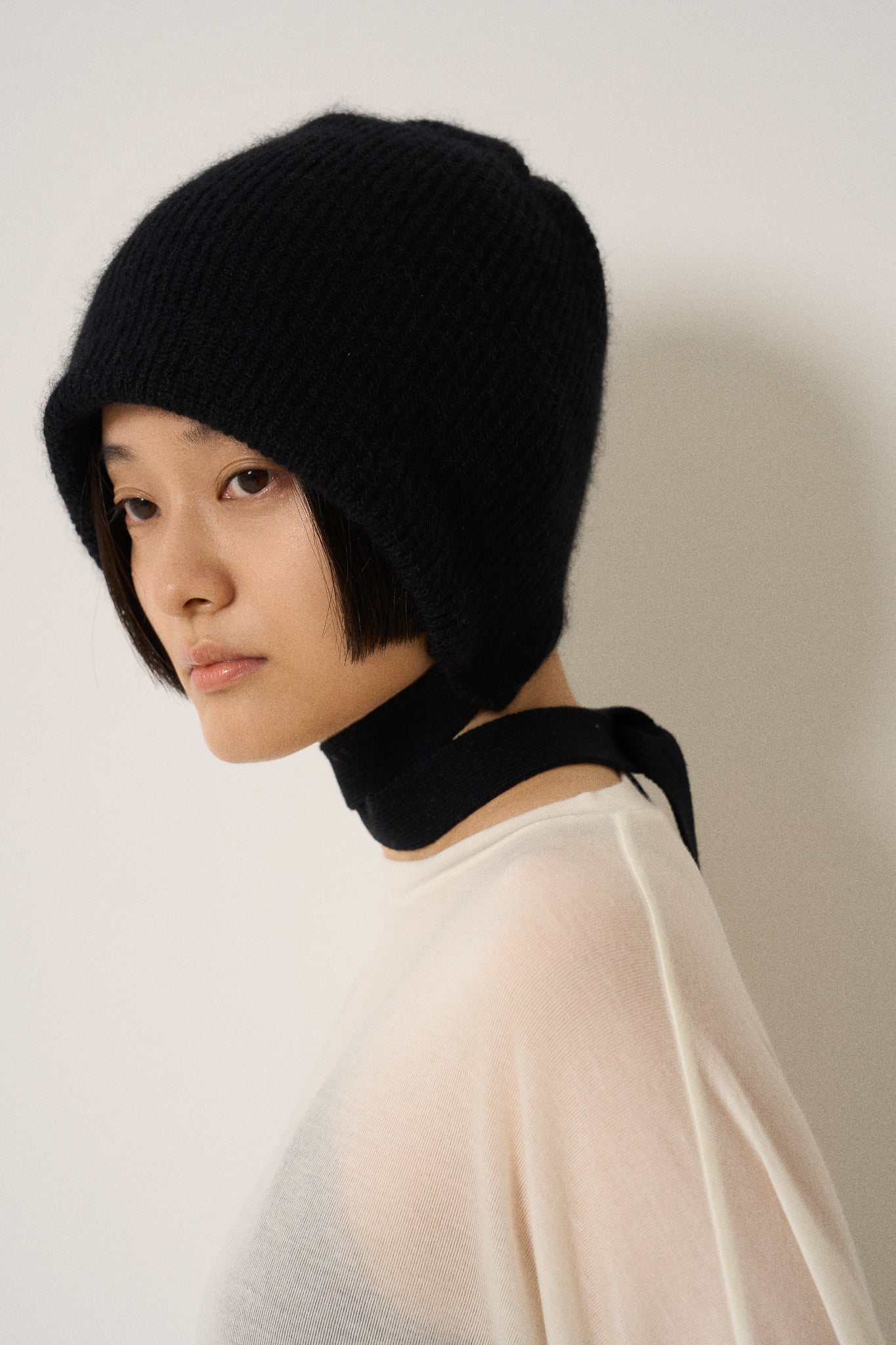 airy cashmere tops -off white-