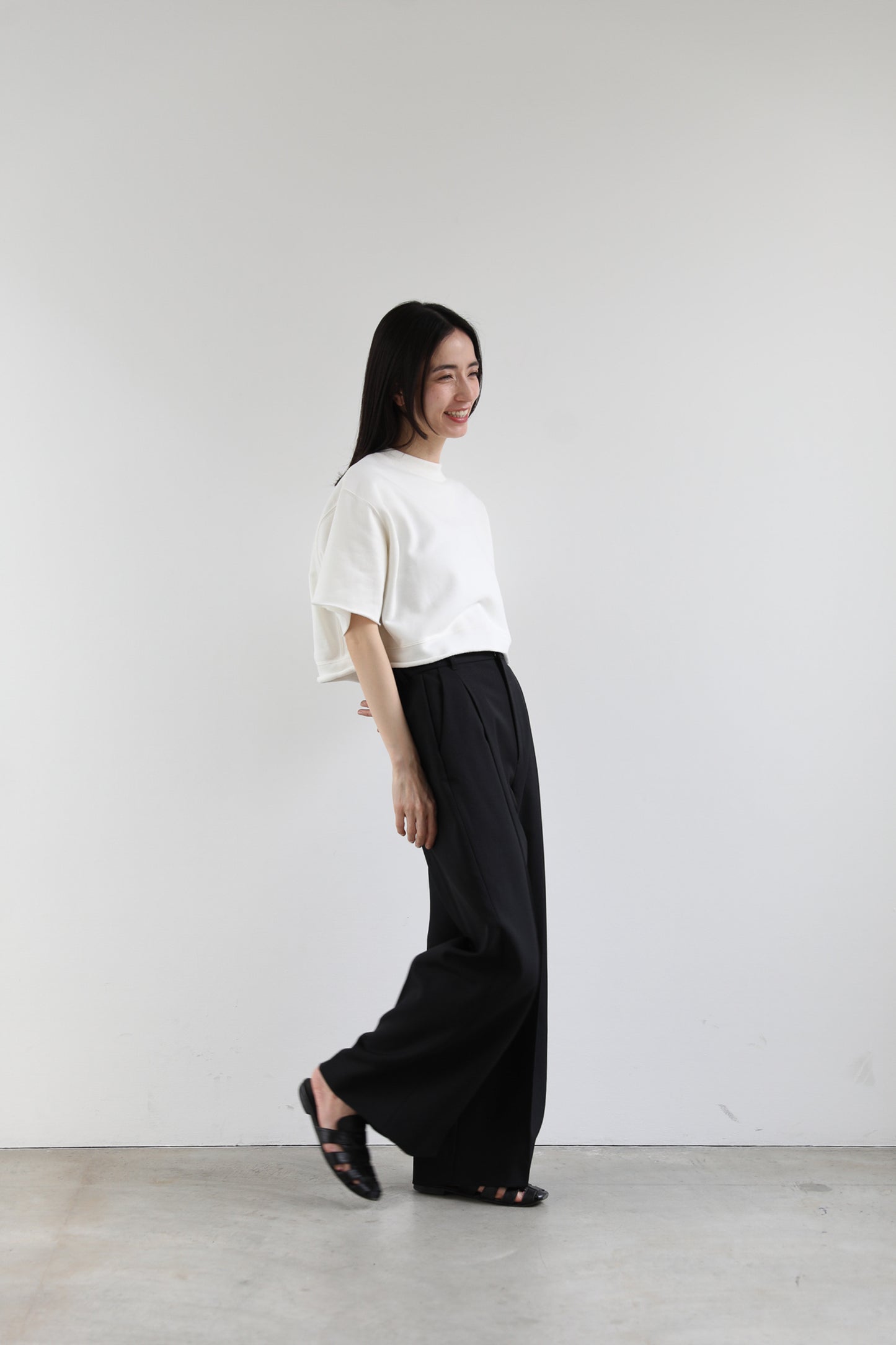 Cropped block sweater (3color)