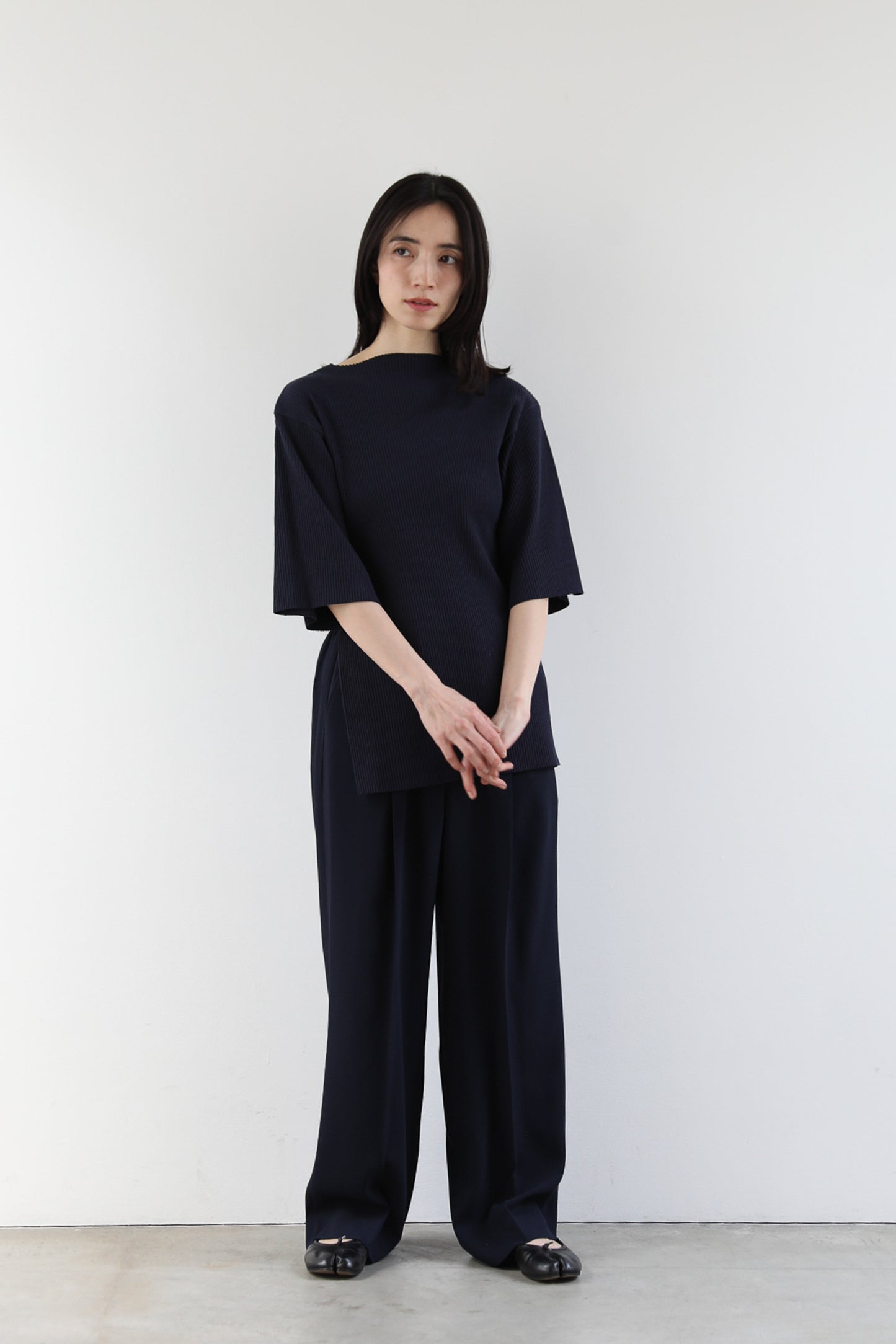 Tuck wide pants (black)