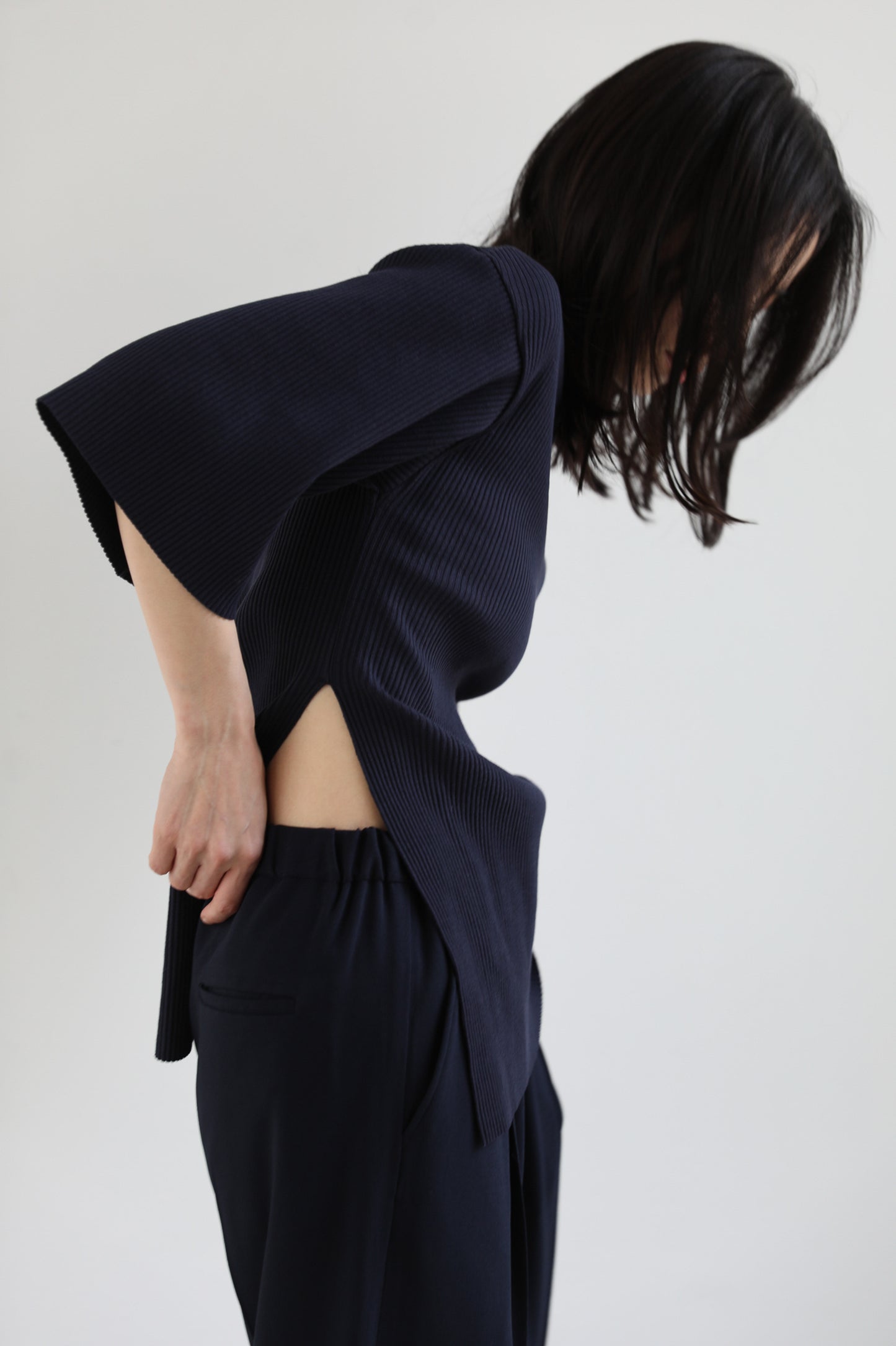 Side slit rib t (2color)