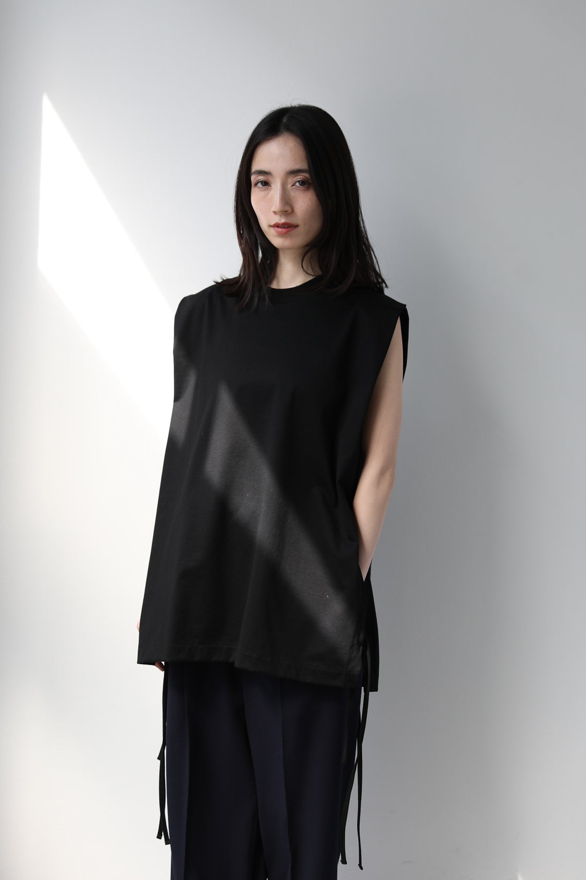 Side tie tops (1color)