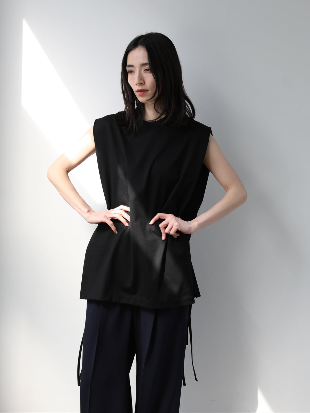 Side tie tops (1color)