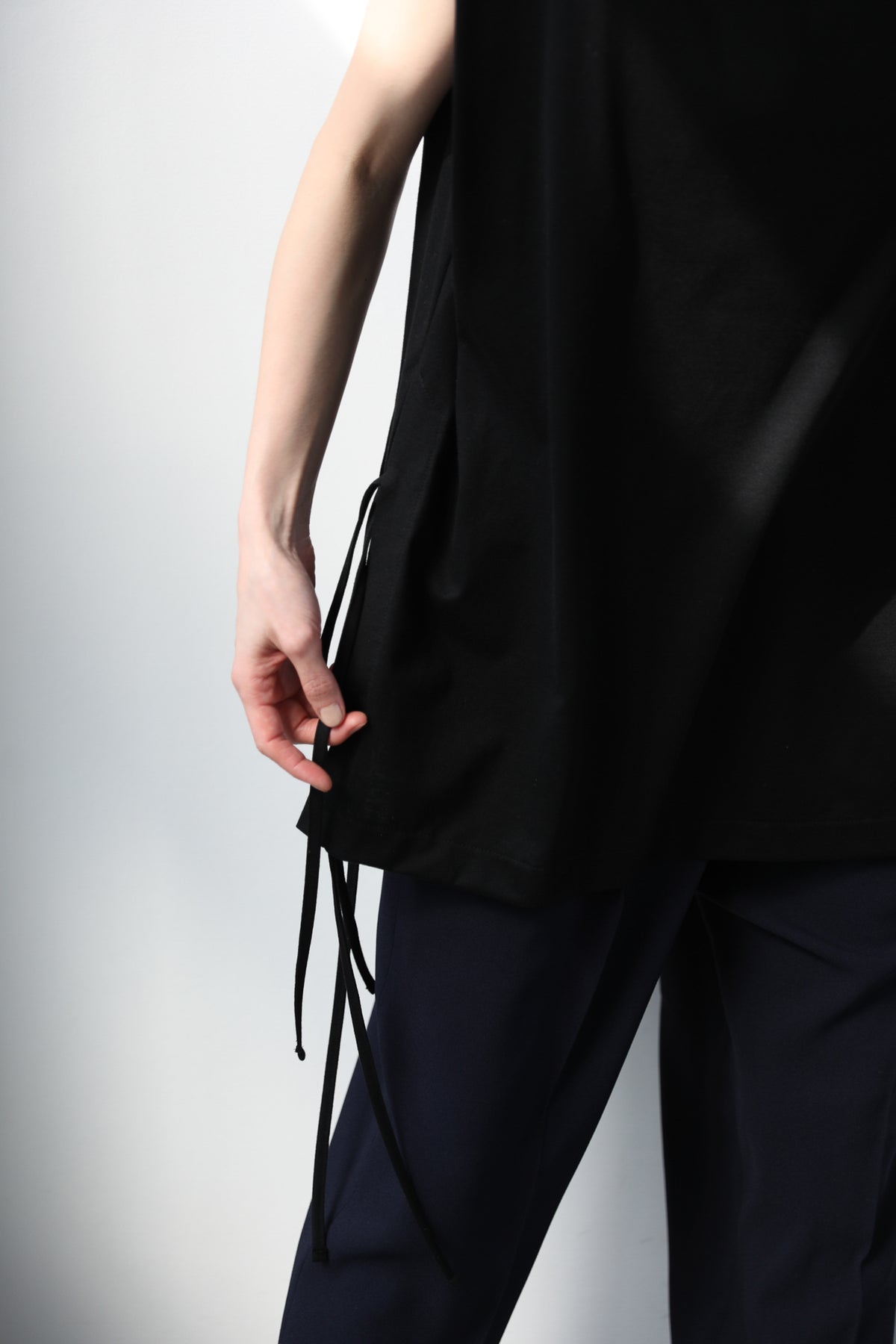Side tie tops (1color)