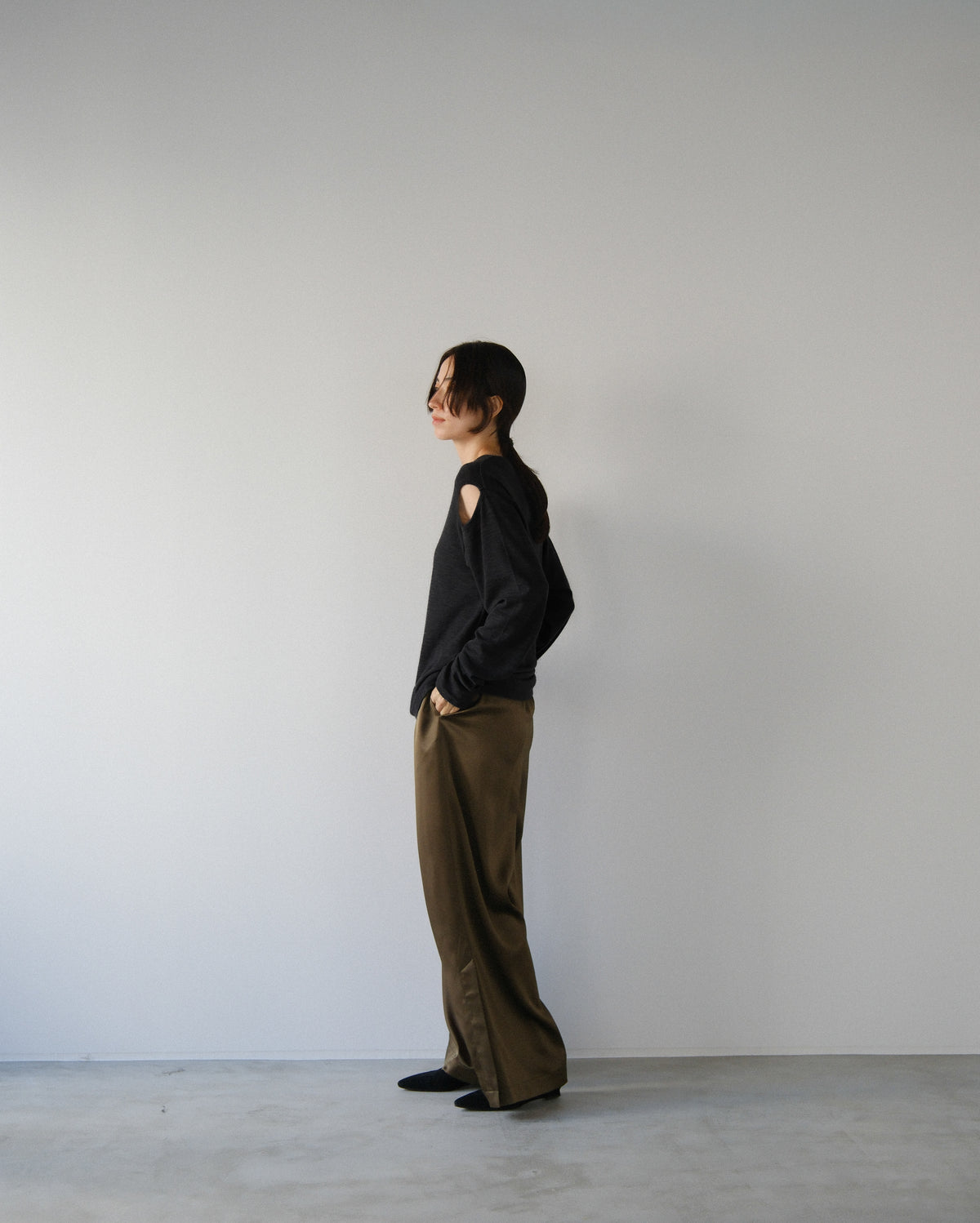 Hole wool t (2colors)