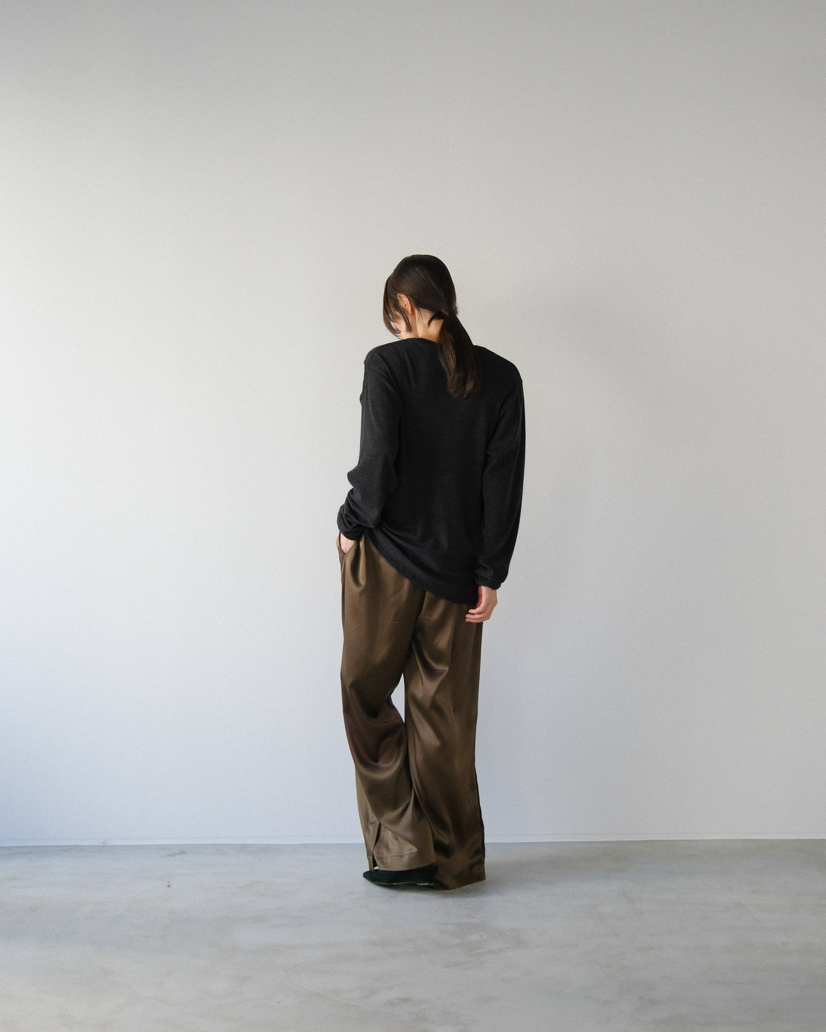 Hole wool t (2colors)