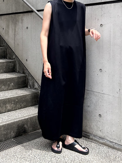 Tuck dress -black-