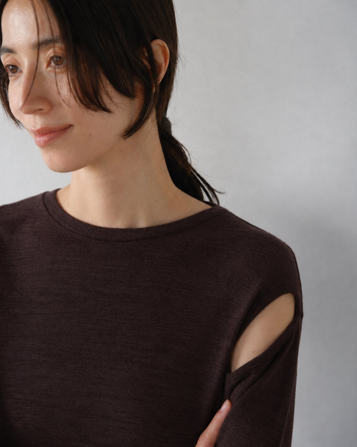 Hole wool t (2colors)