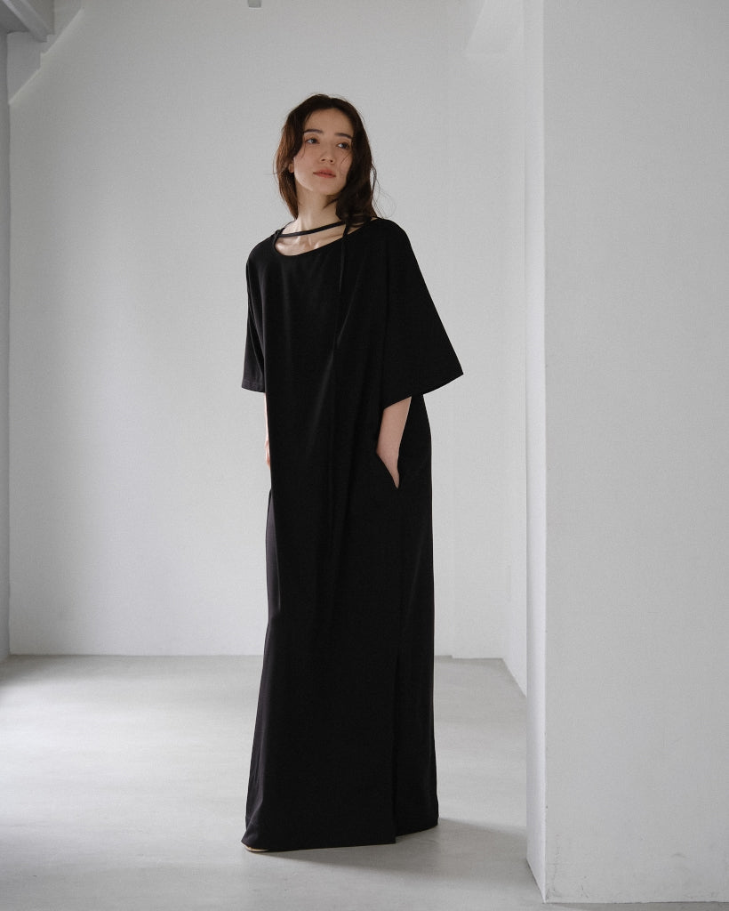Asymmetry Cut Dress (2colors)