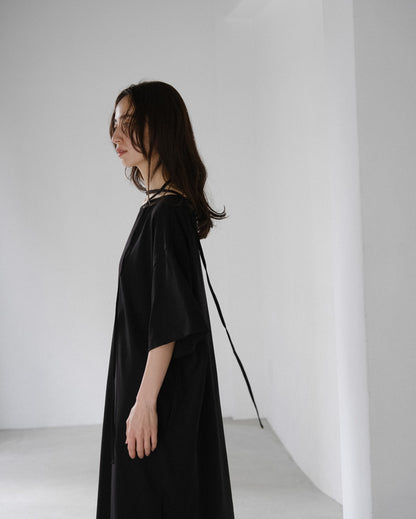 Asymmetry Cut Dress (2colors)