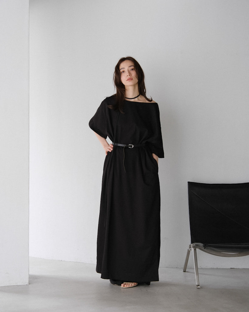 Asymmetry Cut Dress (2colors)