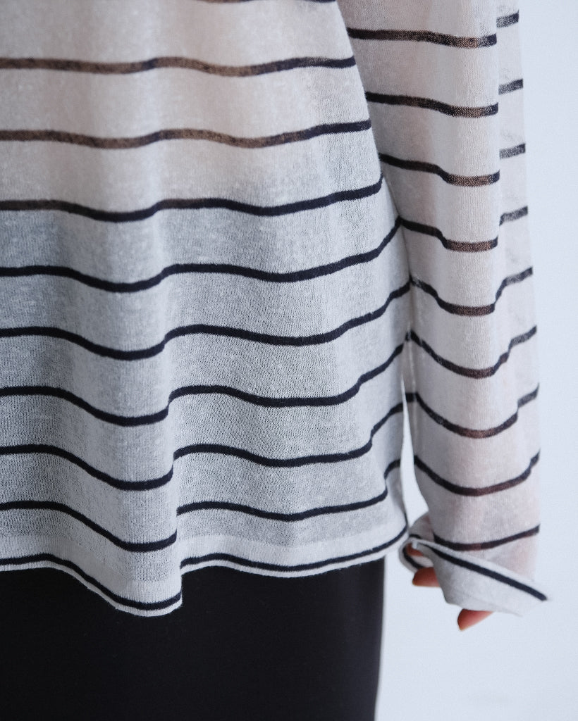 Sheer border tops (2colors)