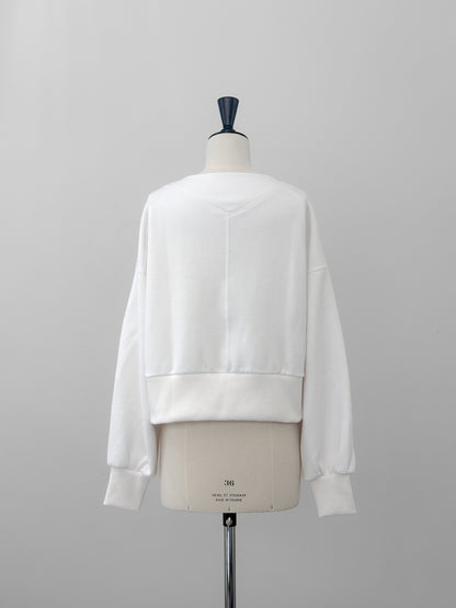 Edge neck sweater (2color)
