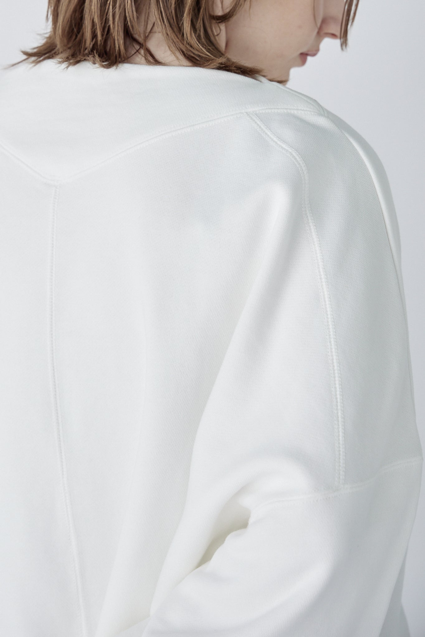 edge neck sweater (-white-)