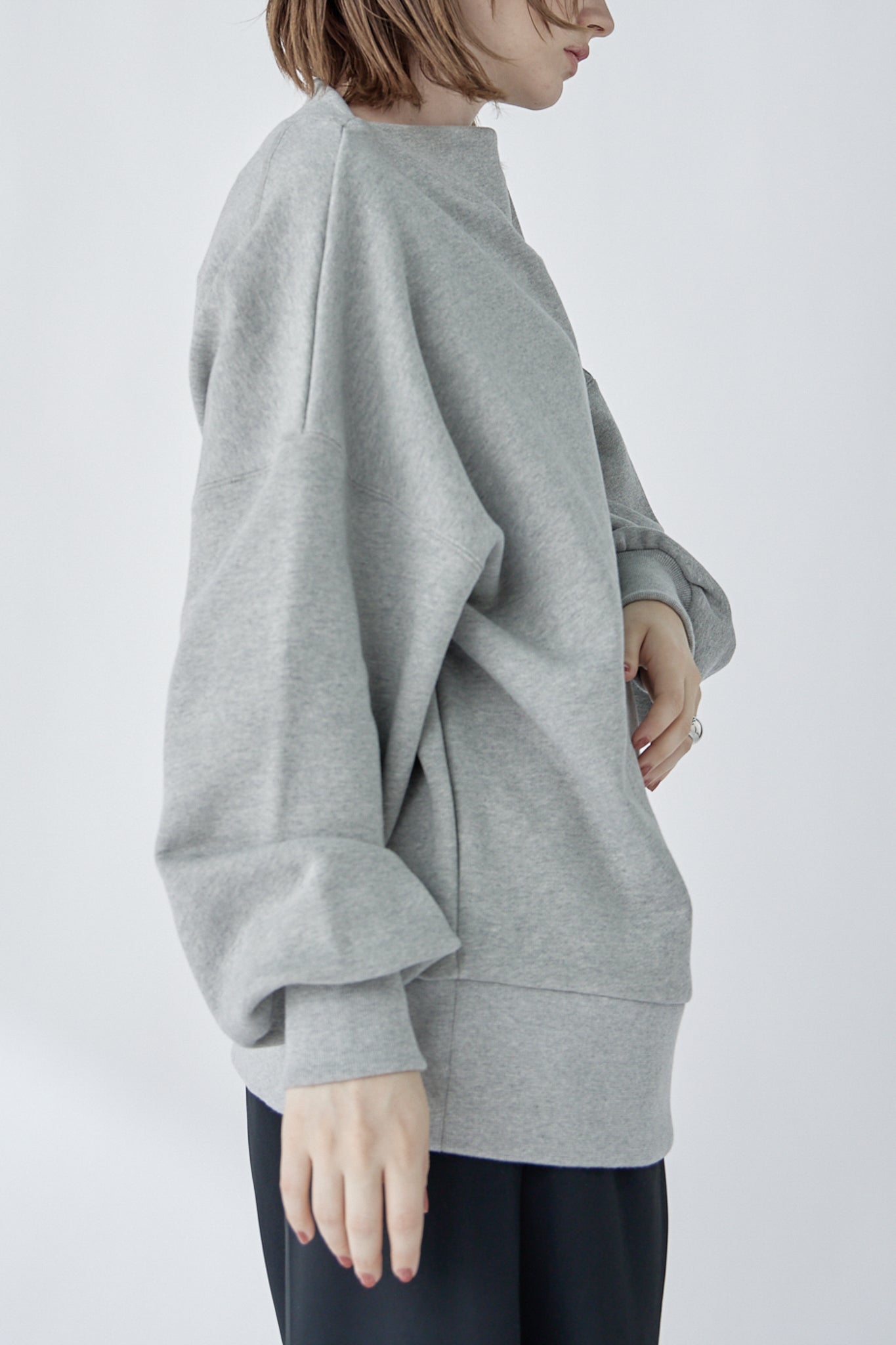 edge neck sweater (-grey-)